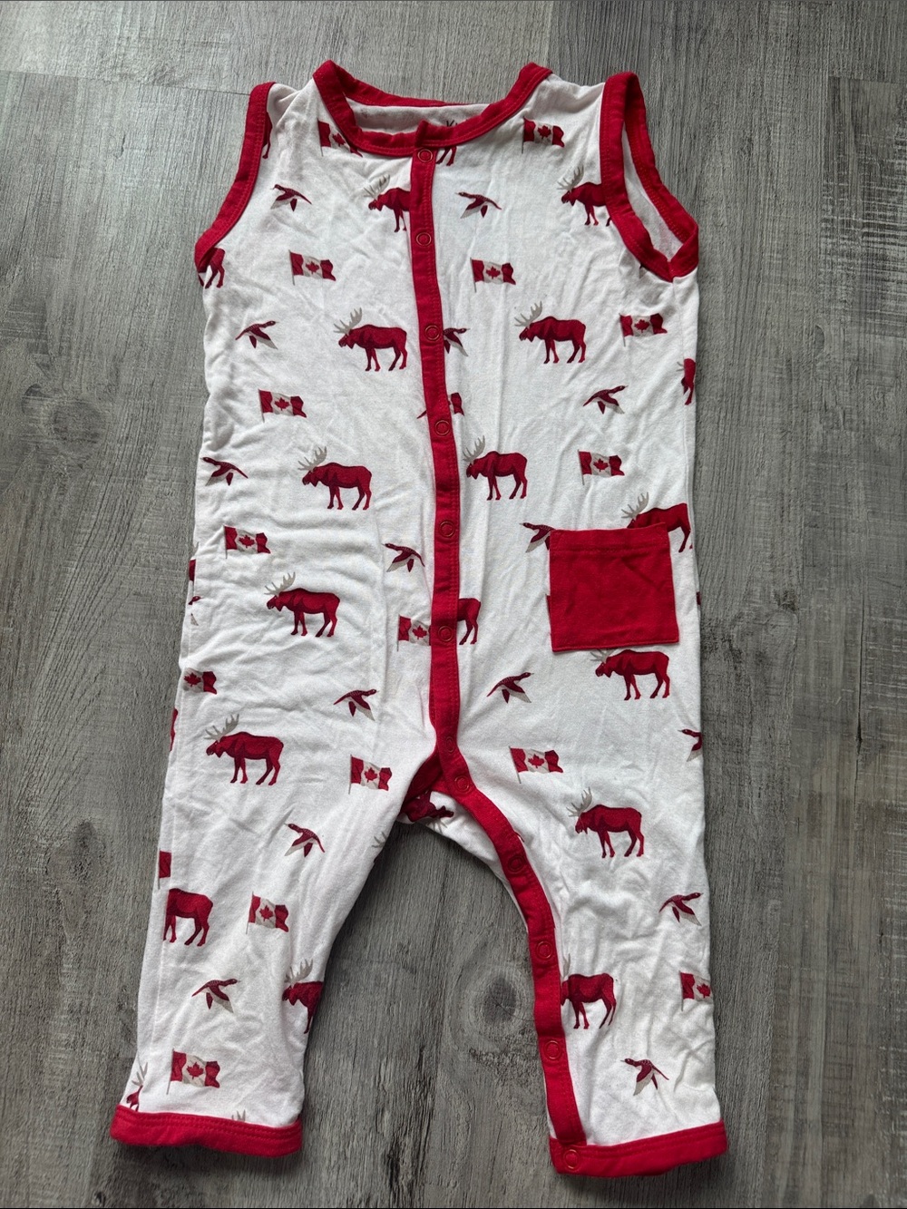 Kyte baby button up romper in “true north” pattern 18-24m